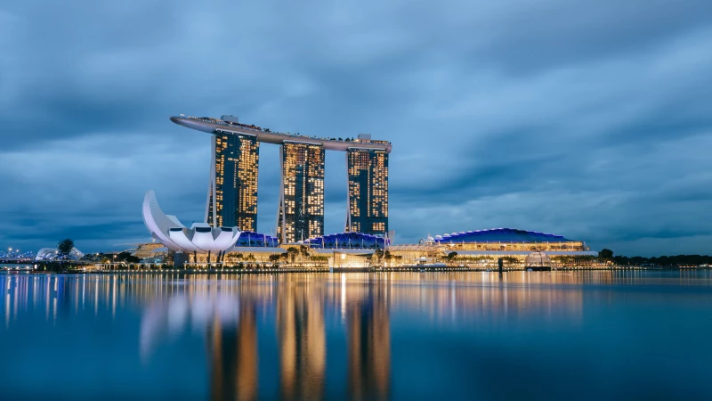 SINGAPORE - THÁC NƯỚC JEWEL - CHÙA RĂNG PHẬT