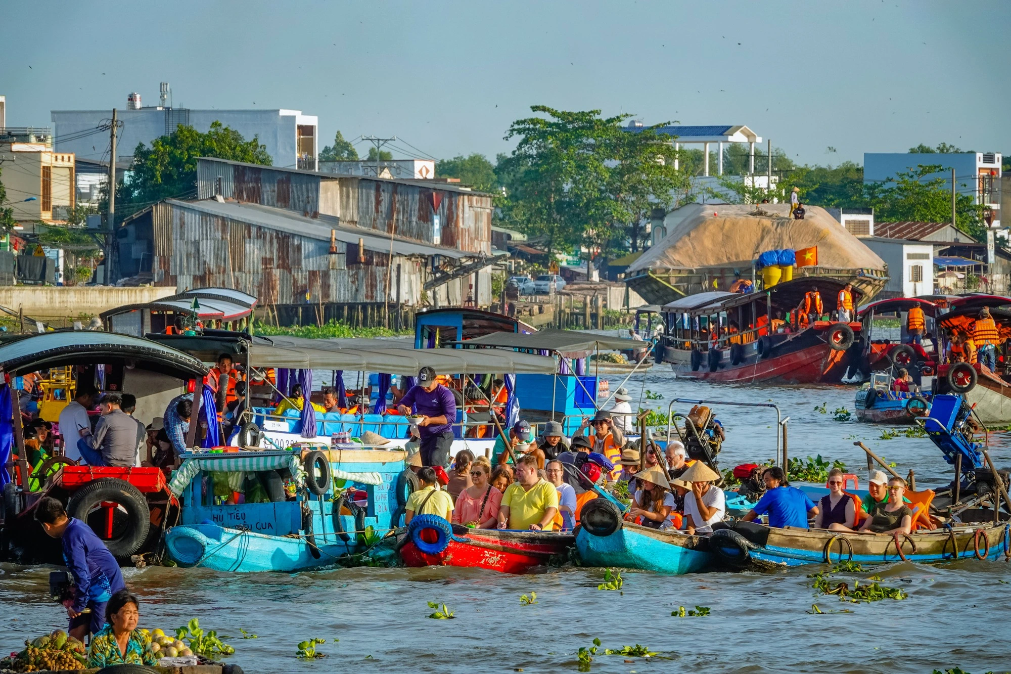 TP.HỒ CHÍ MINH – BẾN TRE – CẦN THƠ